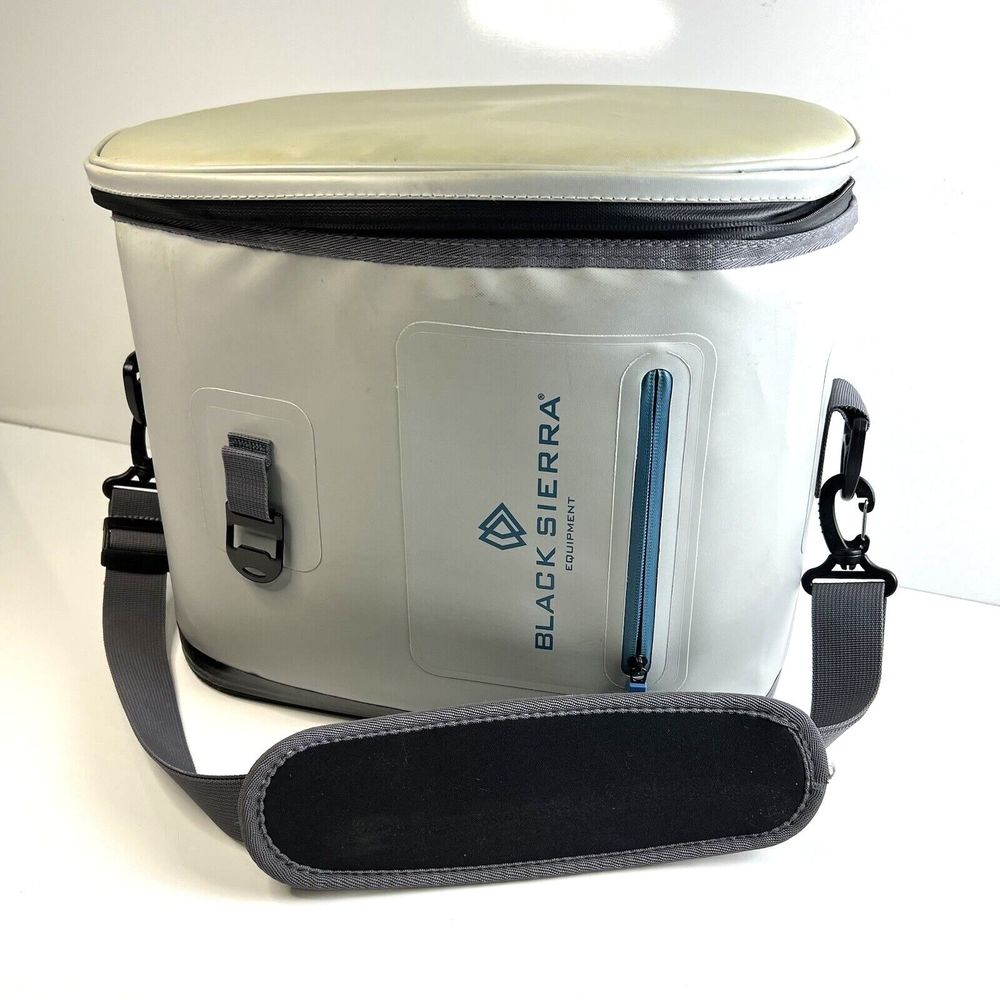Black Sierra Cooler Premium EVR-Ice 24 Can - Size 16x12x10